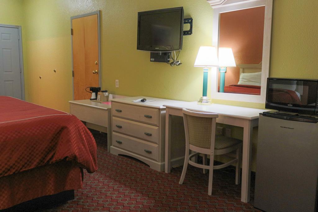 Americas Best Value Inn And Suites Houston Fm 1960 Westfield Dış mekan fotoğraf
